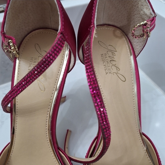 Jewel Badgley Mischka Jailene Fuschia Pumps - Picture 6 of 11